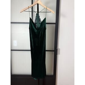 B. Darlin Strappy Lace Panel Velvet Dress Size 9/10